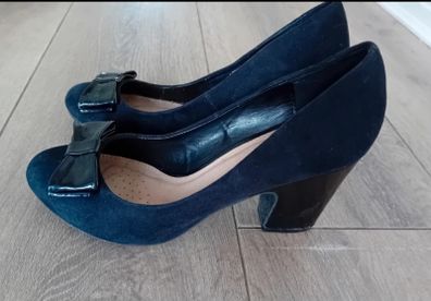 Ladies Block Heel UK4