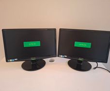 2x HannsG 19 inch Monitors