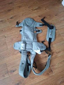 baby carrier