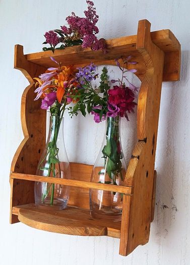 Rustic Wall / Stand fresh flowers with vases
