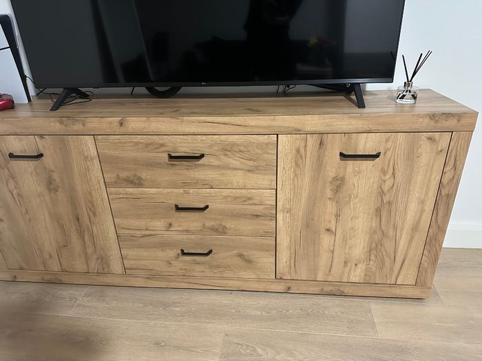 TV Stand / Cabinet for