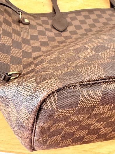 Louis Vuitton Neverfull Damier Ebene MM