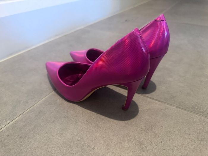 DeeZee Pink Heels