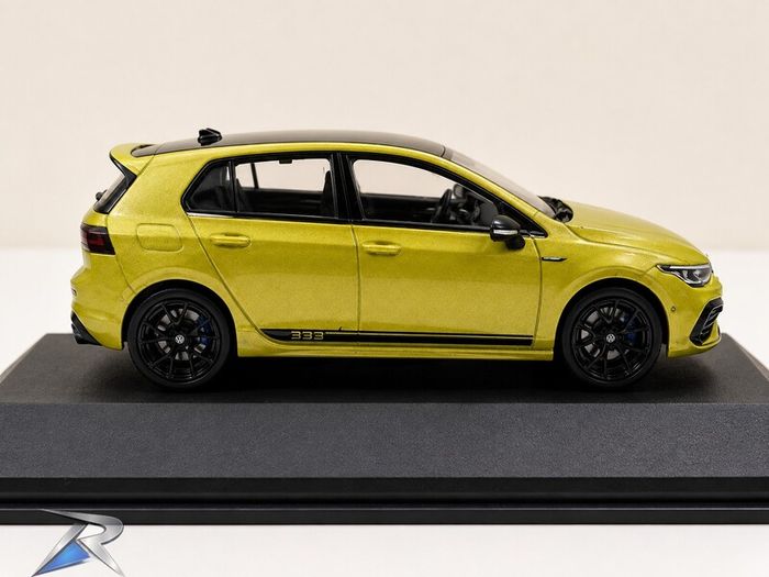 VW Golf R 333 Limited Edition 1/43