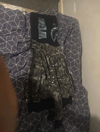 Bape hoodie Size XL