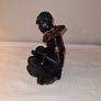 African mother and baby statue Image 4