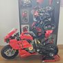 Lego Technic Ducati motorcycle Image 4