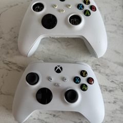 Xbox Series S Controllers