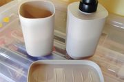 liquid soap dispenser bathroom set (brand new).