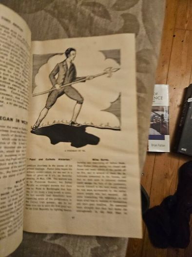 Wolf Tone Annual 1948. Wolf Tone And His Comrades. Issued To Commemorate The 150th Anniversary Of The Rising Of 1798 Rebellion. Edited And Published By Brian O'higgins.  First Edition 1948 Paperback In Fair Condition.  See Photos For Same.