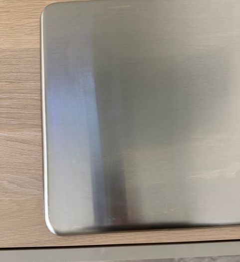 Commercial baking trays