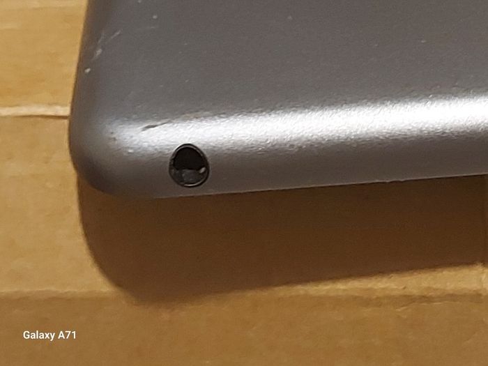 Apple Ipad Air 1st, 32 GB, Space Gray, Activation Locked, Excellent Cosmetic Condition, for parts or repair