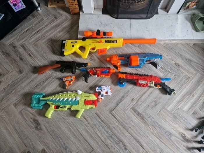 toys
