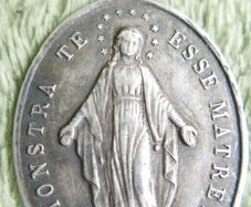 Antique Religious Large Sterling Silver Pendant. Saint Virgin Mary. Miraculous Medal. 9,8g