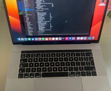 Apple MacBook Pro 15 inch 2017 | i7 | 16GB RAM | 512GB SSD
