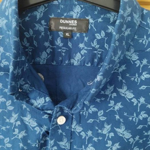 Mens shirts, Excellent Condition, Size XL.