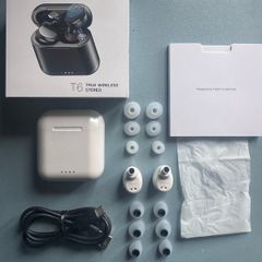 Wireless earbuds - new