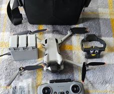 DJI mini 4 Pro combo drone with RC2