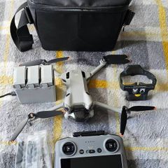 DJI mini 4 Pro combo drone with RC2