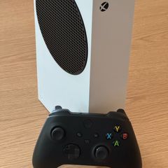 Xbox Series S 512gb Robot White - with controller, box and cables
