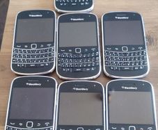 7x Blackberry Bold 9900 smartphones.