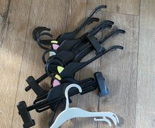Children's clothes hangers