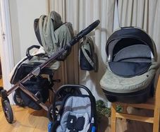 All-in-one travel system