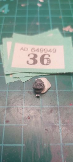 Warhammer 40K space marine heads singles