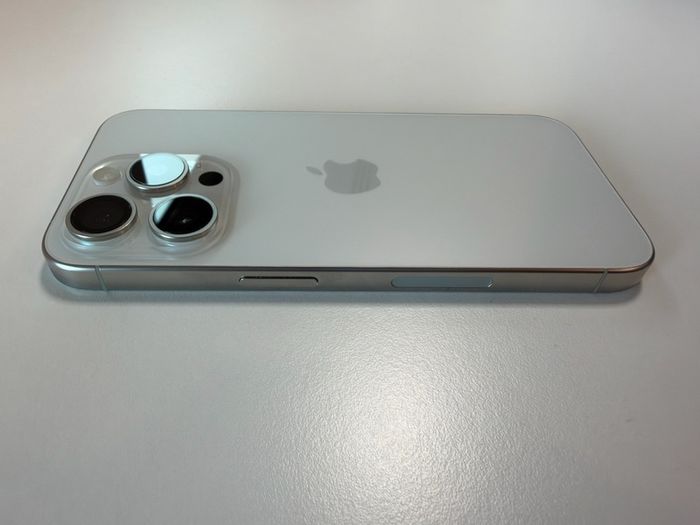Iphone 15 pro 128GB