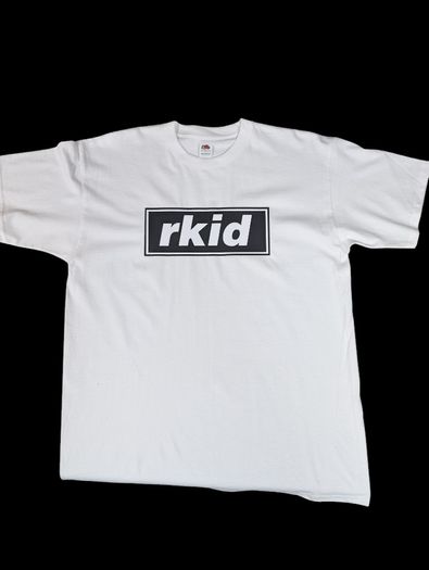 Oasis Tshirt Multiple sizes available Large -XXL