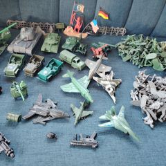 Army Toys- Soldiers and Military Vehicles