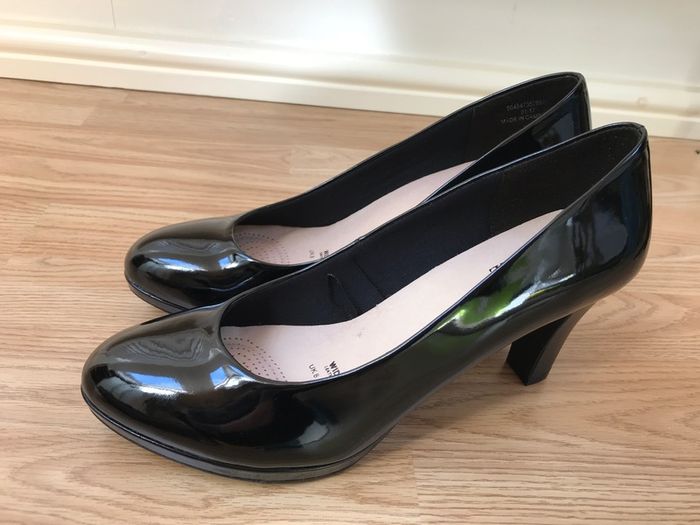 shoes size 41