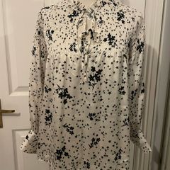 Zara Basic Star Floral Print Smocked Blouse - Size S