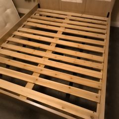 5ft King size pine bed frame.