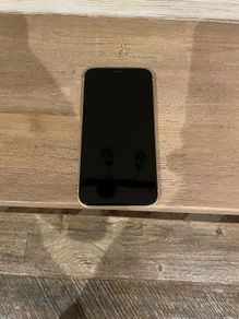 iPhone 11 64gb White
