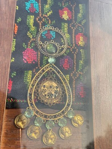 Decorative craftsmanship tray