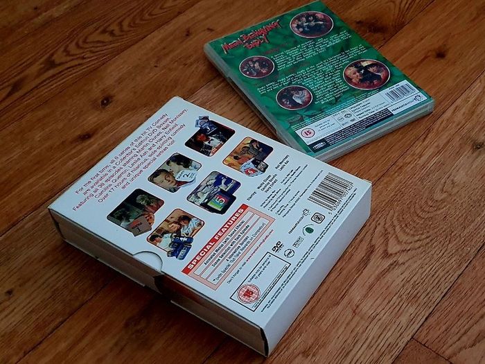 Men Behaving Badly - Complete Series DVD Box Set