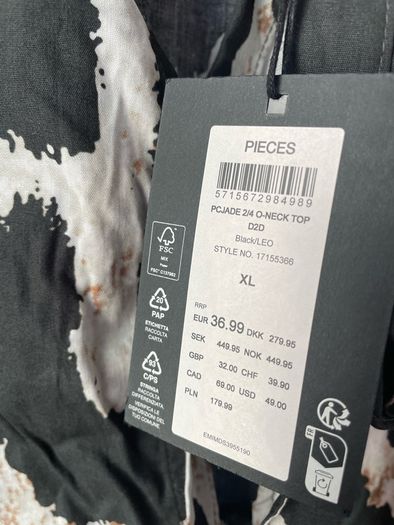 Pieces ladies top size 14 to 16 New