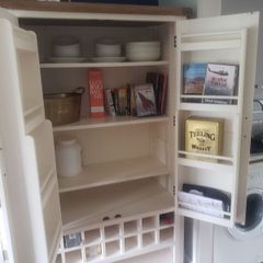 Kitchen cabinet, press