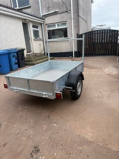 Car trailer