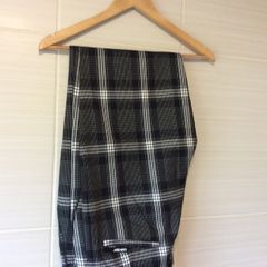 Galvin Greene. Mens Golf Trousers. As New. Retail At 149euro each. Selling 75euro Each.Waist 34. Inside Leg 32. Collect In Dublin Or Via Post.