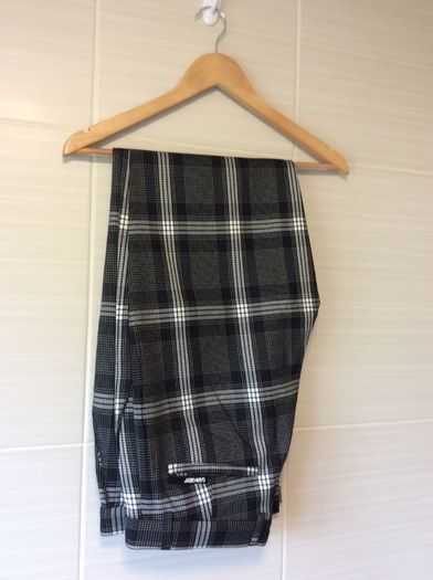 Galvin Greene. Mens Golf Trousers. As New. Retail At 149euro each. Selling 75euro Each.Waist 34. Inside Leg 32. Collect In Dublin Or Via Post.