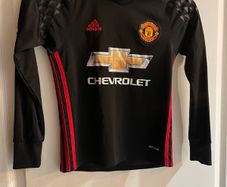 Manchester United Adidas goalkeeper jersey top long sleeve 2016-17 premier League 9 -10 y