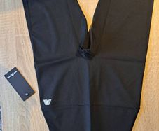 BNWT 4 th Arq Black Cycling shorts size S UK8 EU36 Postage included