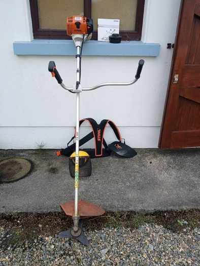 stihl brush cutter / strimmer
