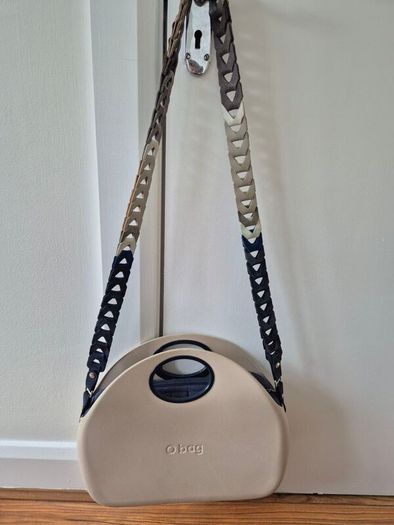 O Bag moon beige and navy