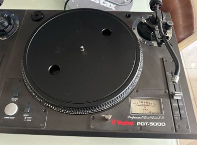 Vestax PDT-5000 Direct drive turntables.