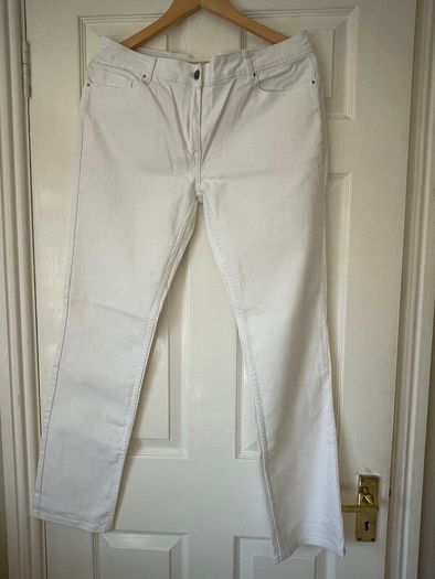 Monoprix    White Denim Jeans     Size 44      UK 16