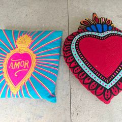Set of 2 Decorative Embroidered Cushions Brand: Kitsch Kitchen