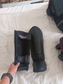 Thai boxing shin pads